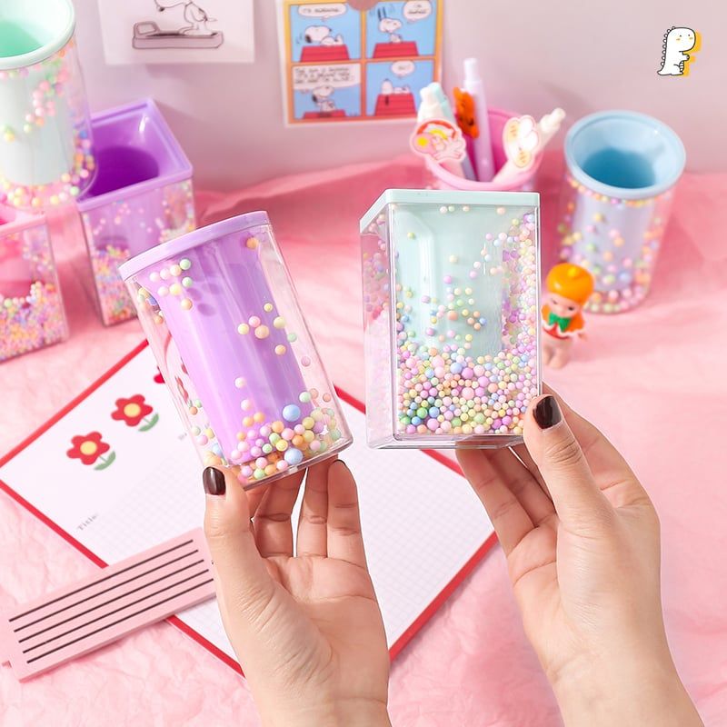 Hộp cắm bút nhũ nước