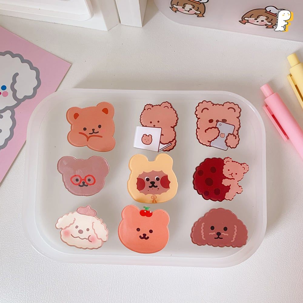 Huy hiệu mica Gấu nâu