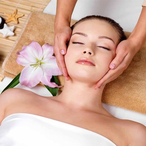 DỊCH VỤ CHĂM SÓC CƠ BẢN DA DẦU VÀ MỤN