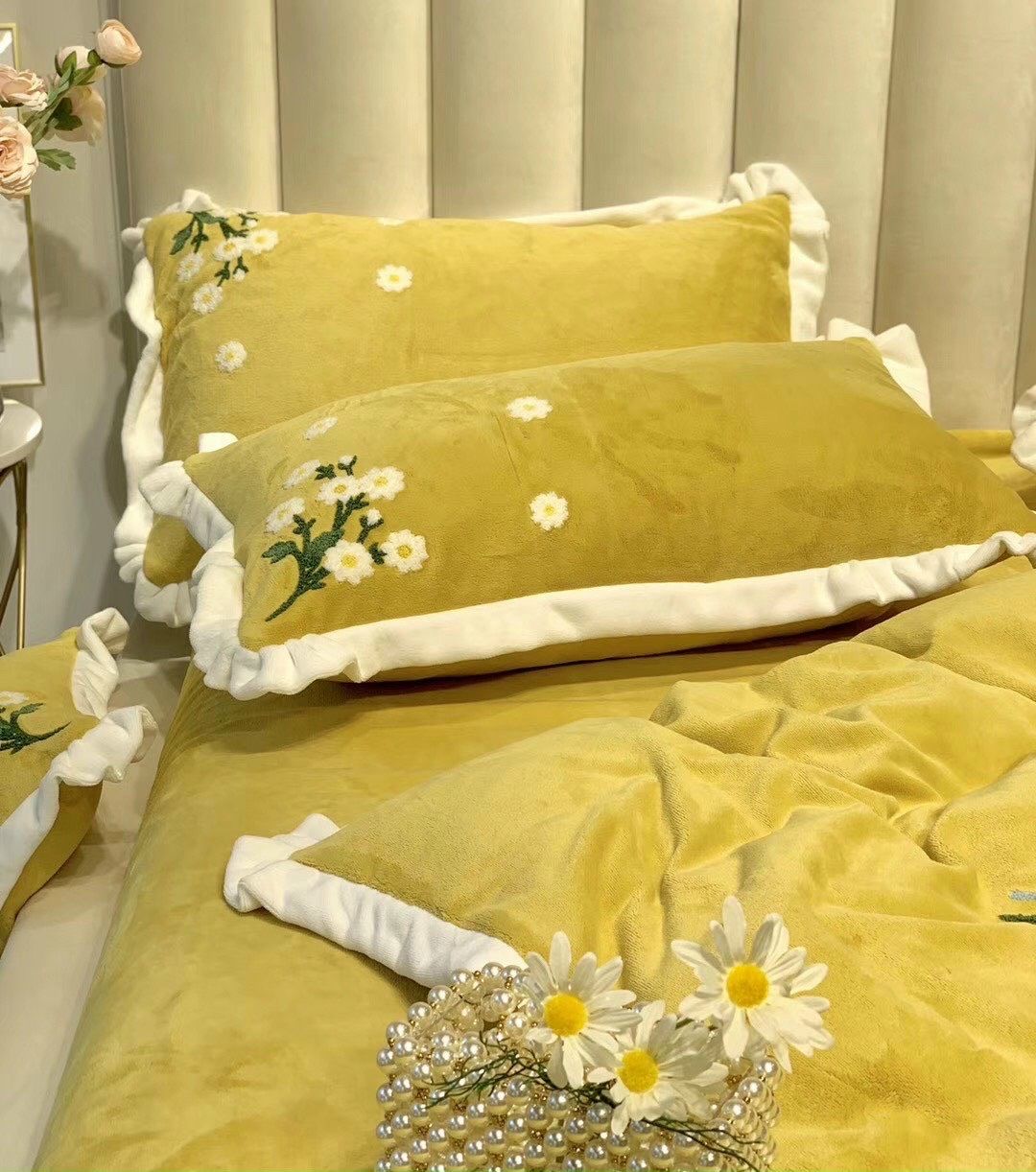 Set Chăn Ga Gối Nỉ Nhung thêu hoa cúc 4M