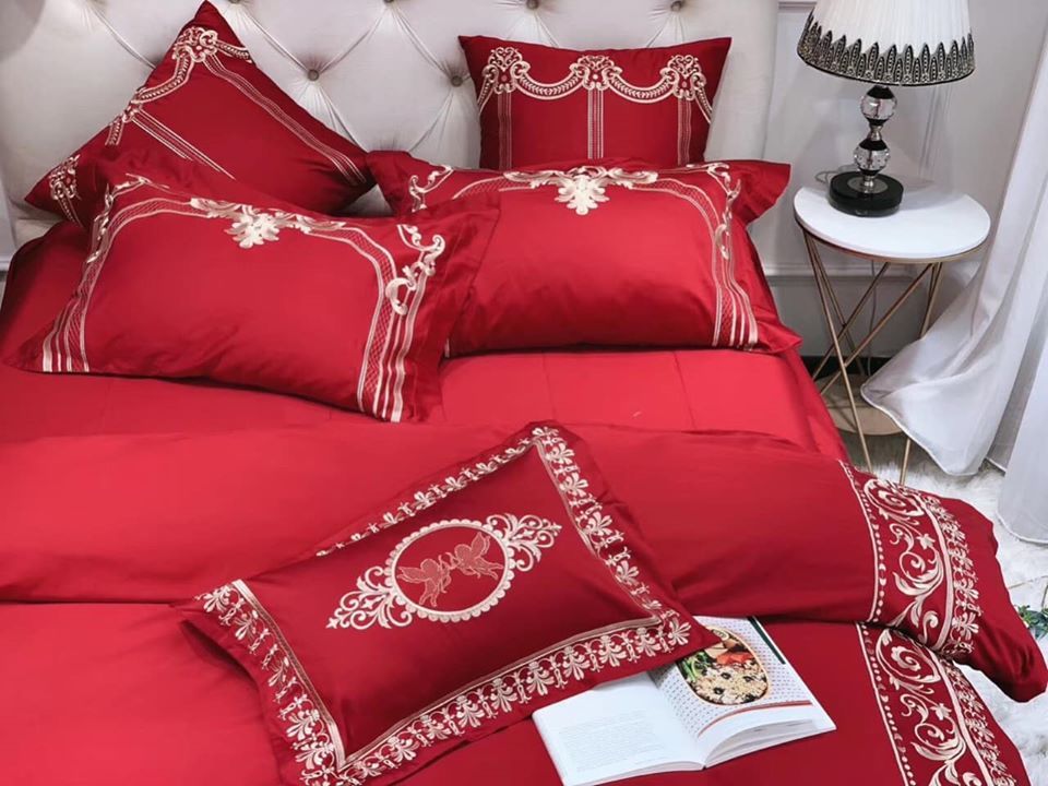 Set Chăn Ga Gối Lụa đỏ sang chảnh 7 món