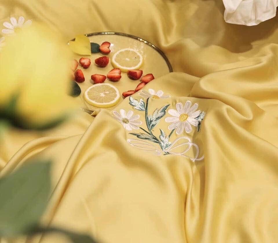 SET CHĂN GA GỐI LỤA CÚC VÀNG CHAMOMILE 7M