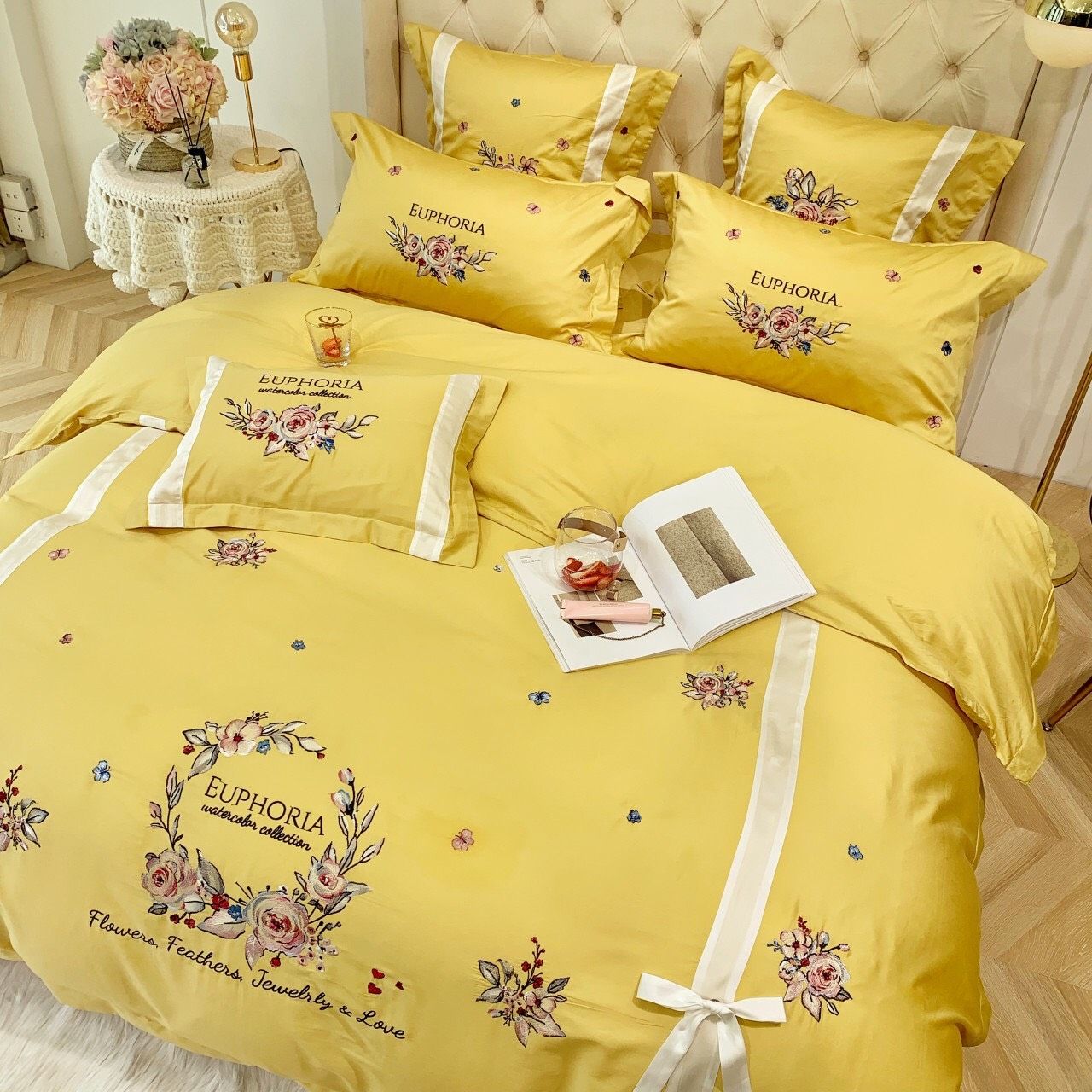 Set Chăn Ga Lụa Hoa vàng Euphoria 7M