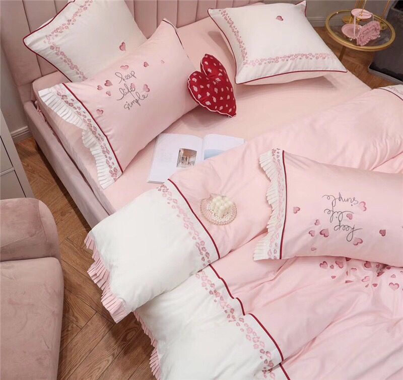 SET CHĂN GA GỐI LỤA TRÁI TIM KEEP LIFE SIMPLE 7M