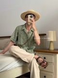 NOOBITA - Sơ mi tay ngắn cổ vest hoạ tiết 8054