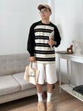 NOOBITA - Áo thun raglan oversized kẻ sọc 8215