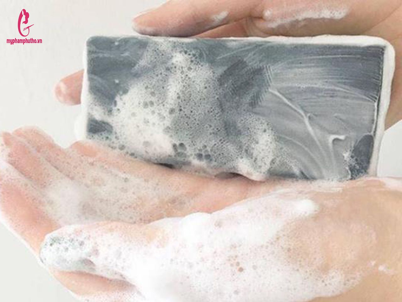 cách dùng Xà phòng trị mụn lưng For Back Medicated Soap Nhật Bản