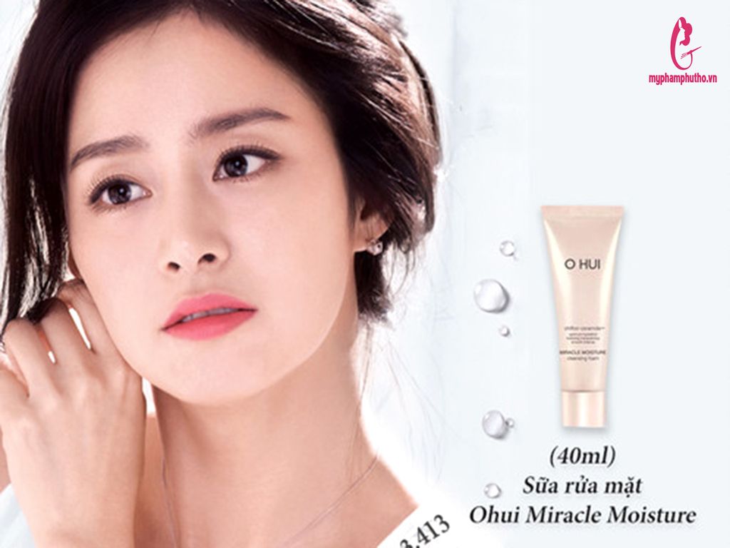 cách dùng Sữa Rửa Mặt Ohui Trắng Hồng Miracle Moisture Cleansing Foam 40ml