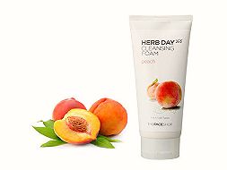 Sữa Rửa Mặt Cung Cấp Ẩm HERB DAY 365 CLEANSING FOAM PEACH The Face Shop