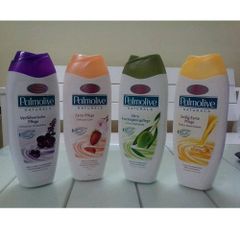 Sữa tắm Palmolive mùi hạnh nhân & hoa anh đào