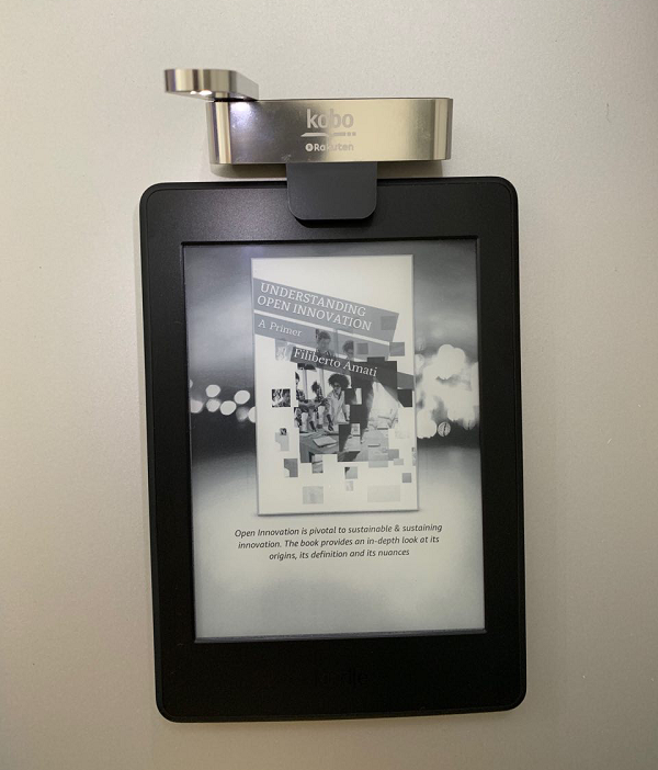 Đèn đọc sách Kobo Rakuten mini (Nhật Bản)