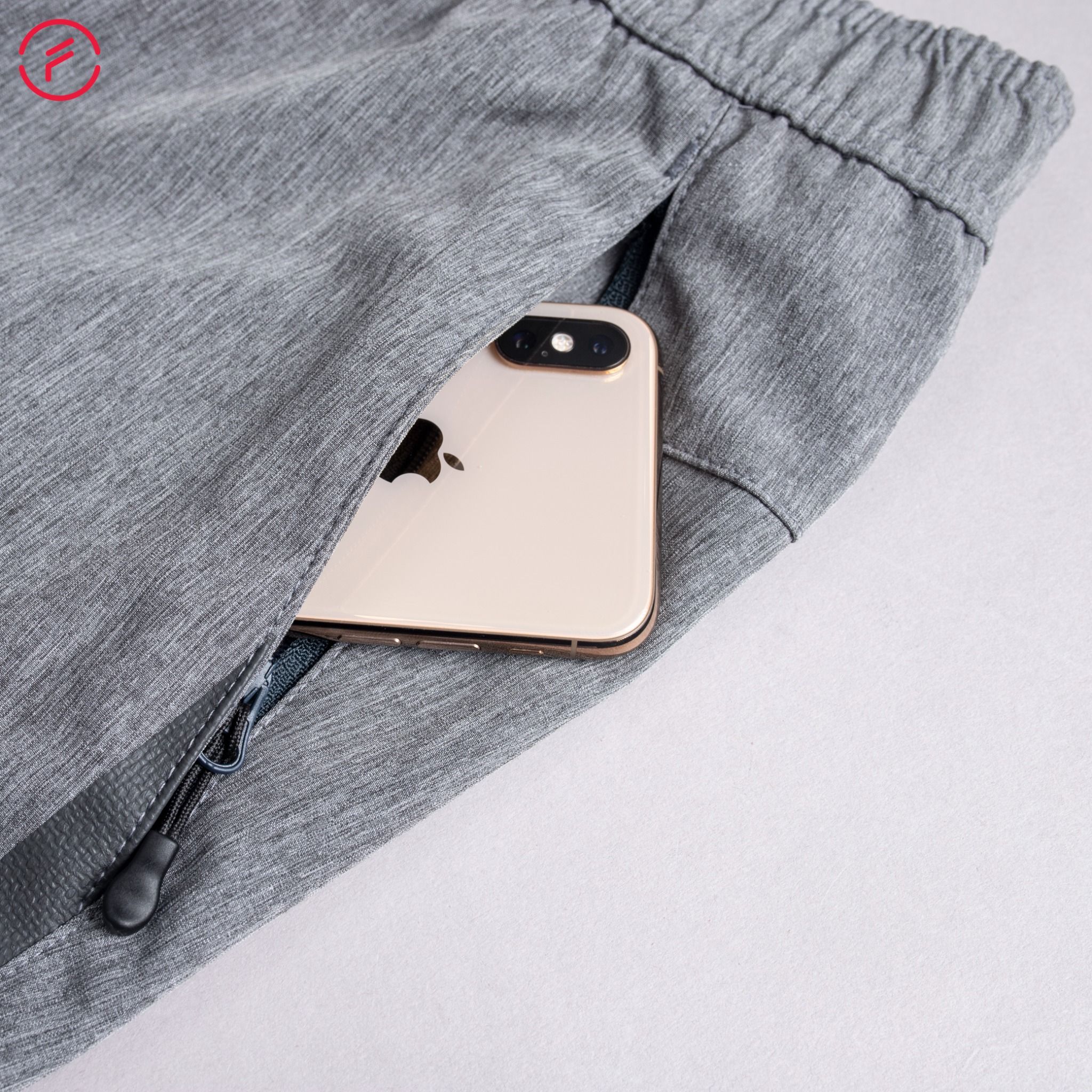 Quần Jogger Gió Nam FASVIN DC22516.HN Chất Vải Và Phom Dáng Đẹp phù hợp đi chơi thể thao hay mặc nhà