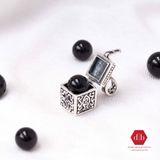  Lucky Flower Cube Box Pendant- Mặt Dây Chuyền Đựng Đá Thiên Nhiên Hộp Vuông Hoạ Tiết Cỏ Bốn Lá - MDC280 