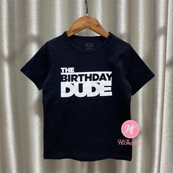 Áo thun Place đen the birthday dude bé trai