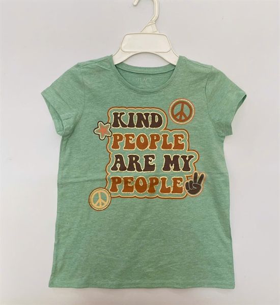 Áo thun PL4CE xanh kind people bé gái