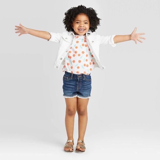Quần short jean C&J xanh đậm ren bé gái