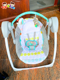 Ghế nằm xích đu âm nhạc khỉ con Bright Starts