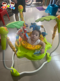 Ghế nhảy Jumperoo Jungle màu xanh chân cong