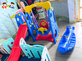 Bập bênh cá voi 3 chỗ ngồi Little Tikes
