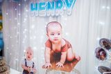 Chụp hình tiệc