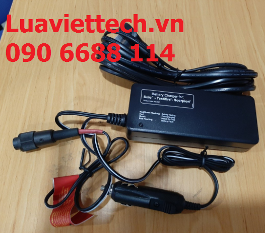 Thiết bị sạc SOLO 727-001 dùng sạc pin SOLO 770-001