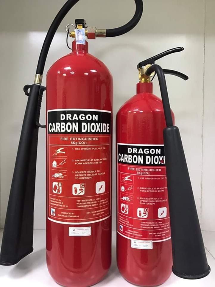 Bình chữa cháy khí CO2 5kg, hiệu Dragon/Việt Nam