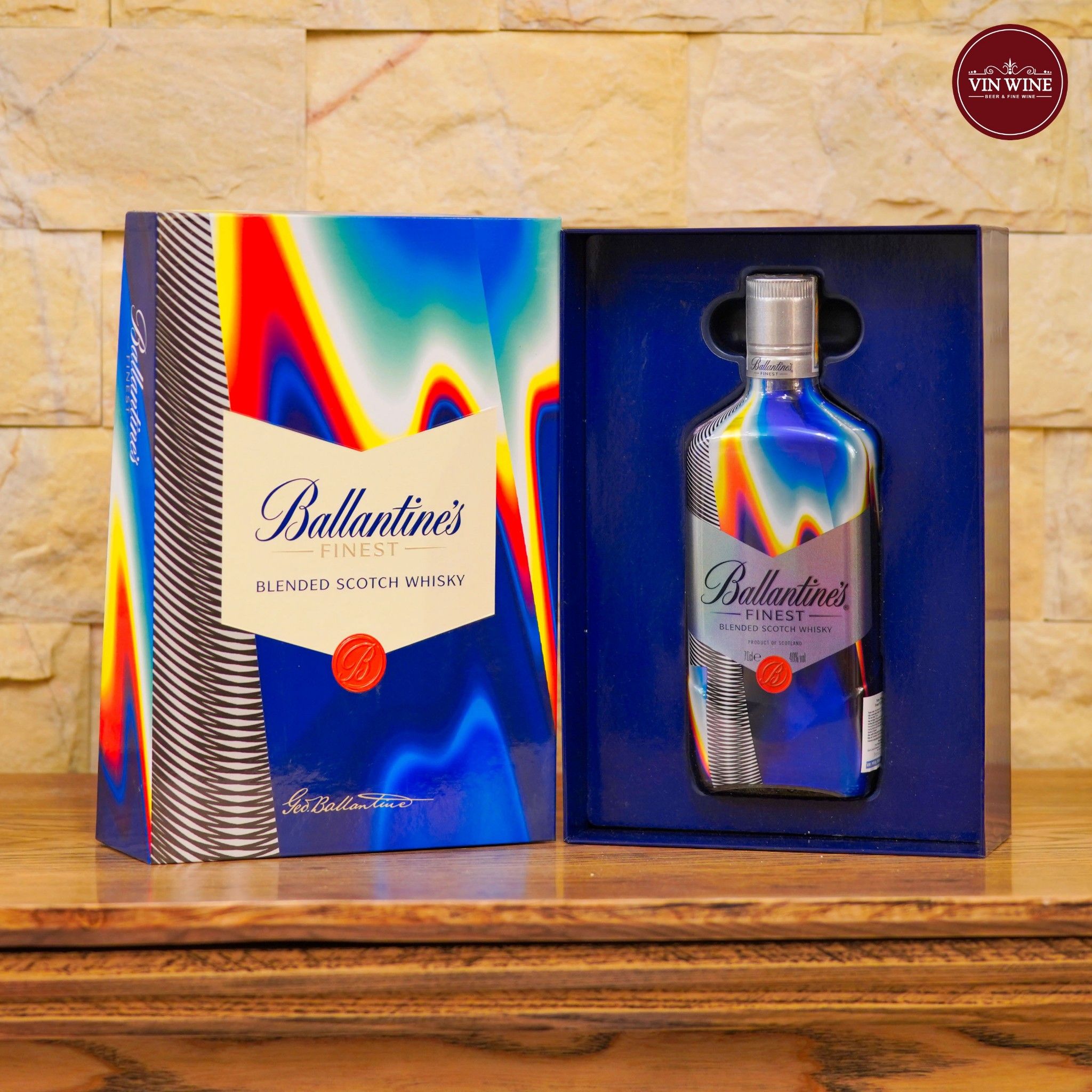 Ballantines Finest Hộp Quà (Gift Box)