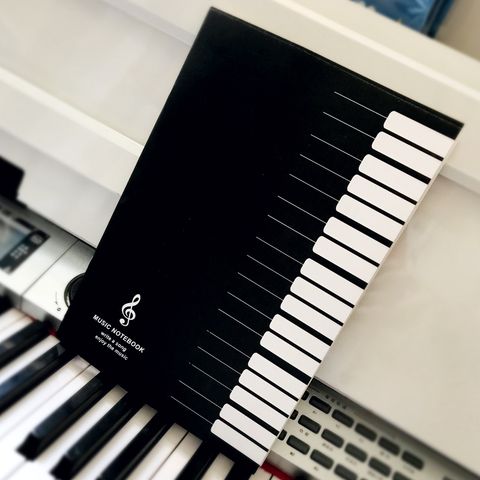 Vở Chép Nhạc Piano 48 Trang