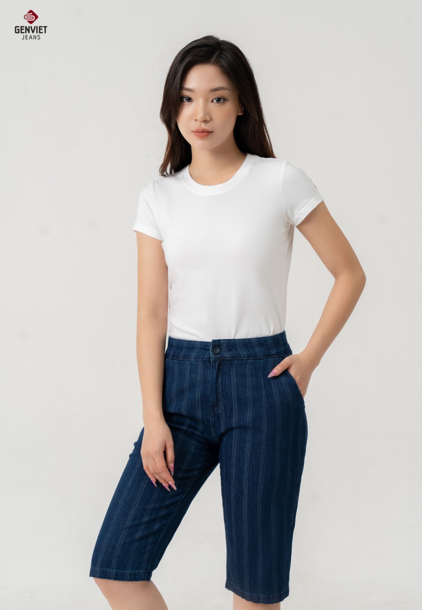  Quần Ngố Nữ Jeans Đứng Đơn Giản DQ306J8583 