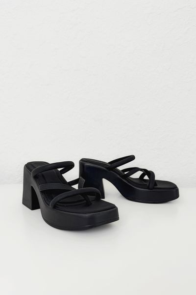  Zelda Black Sandals 