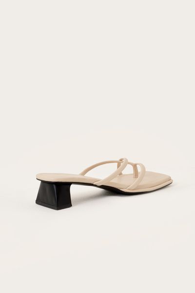  Ava Cross Slipper 