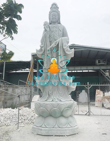 Tượng Phật Bà Quan Âm Bằng Đá Tại Hồ Chí Minh