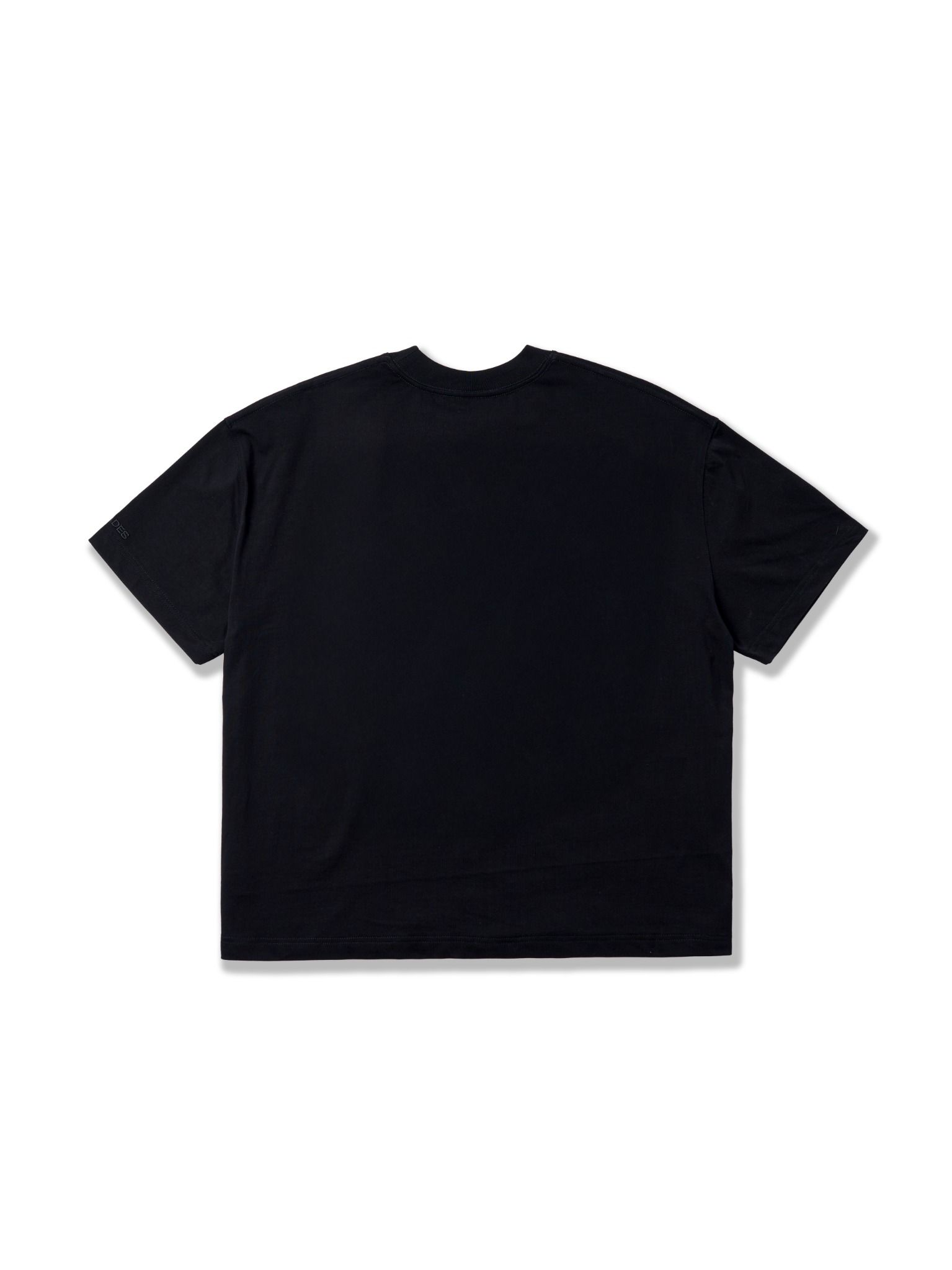 HADES FLUFFY GRILL TEE - ĐEN