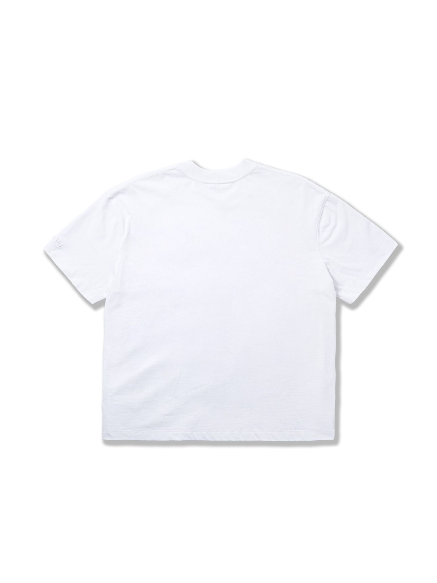HADES FLUFFY GRILL TEE - TRẮNG