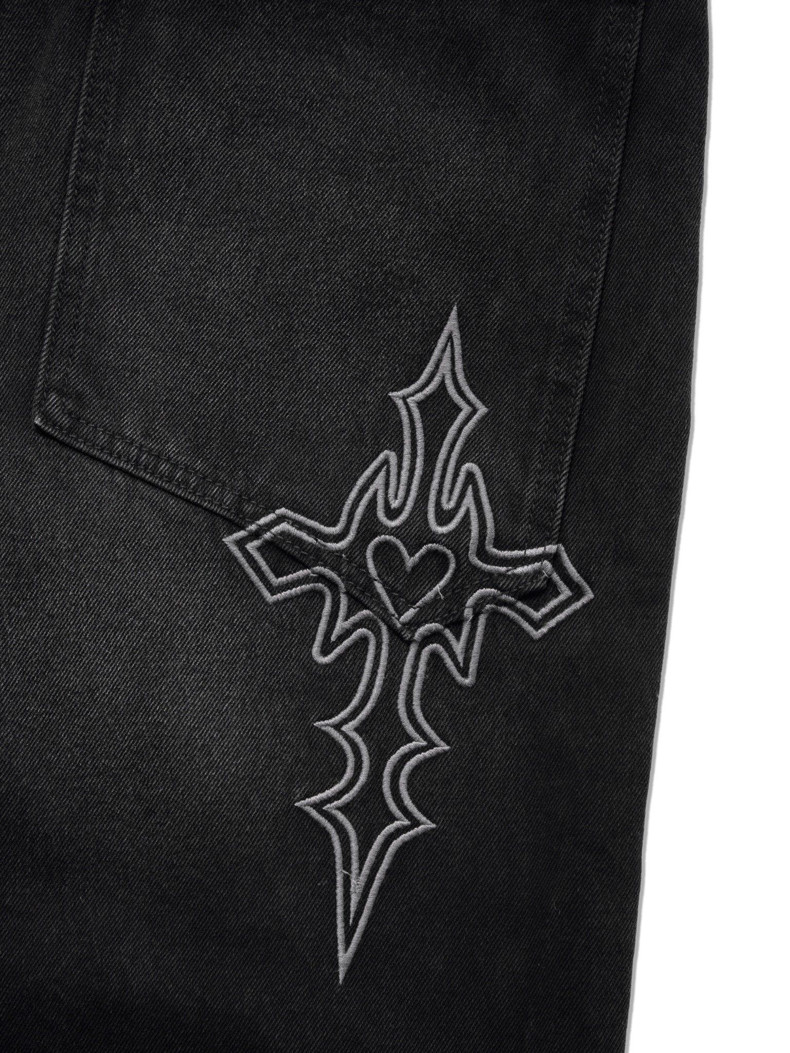 HADES BLACKOUT DISTRESS WASH JEAN SHORTS