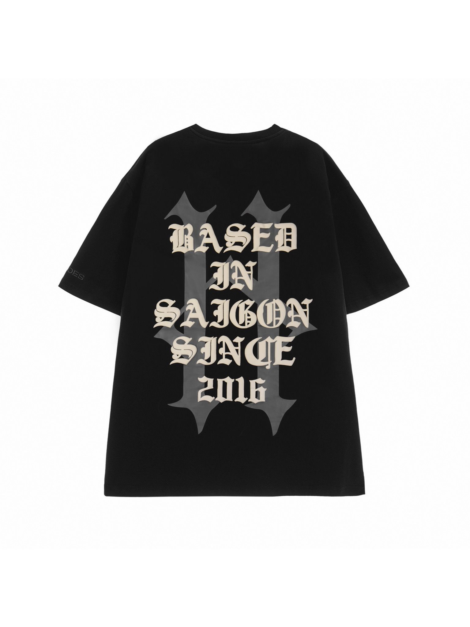 ALTERNATIVE TEE