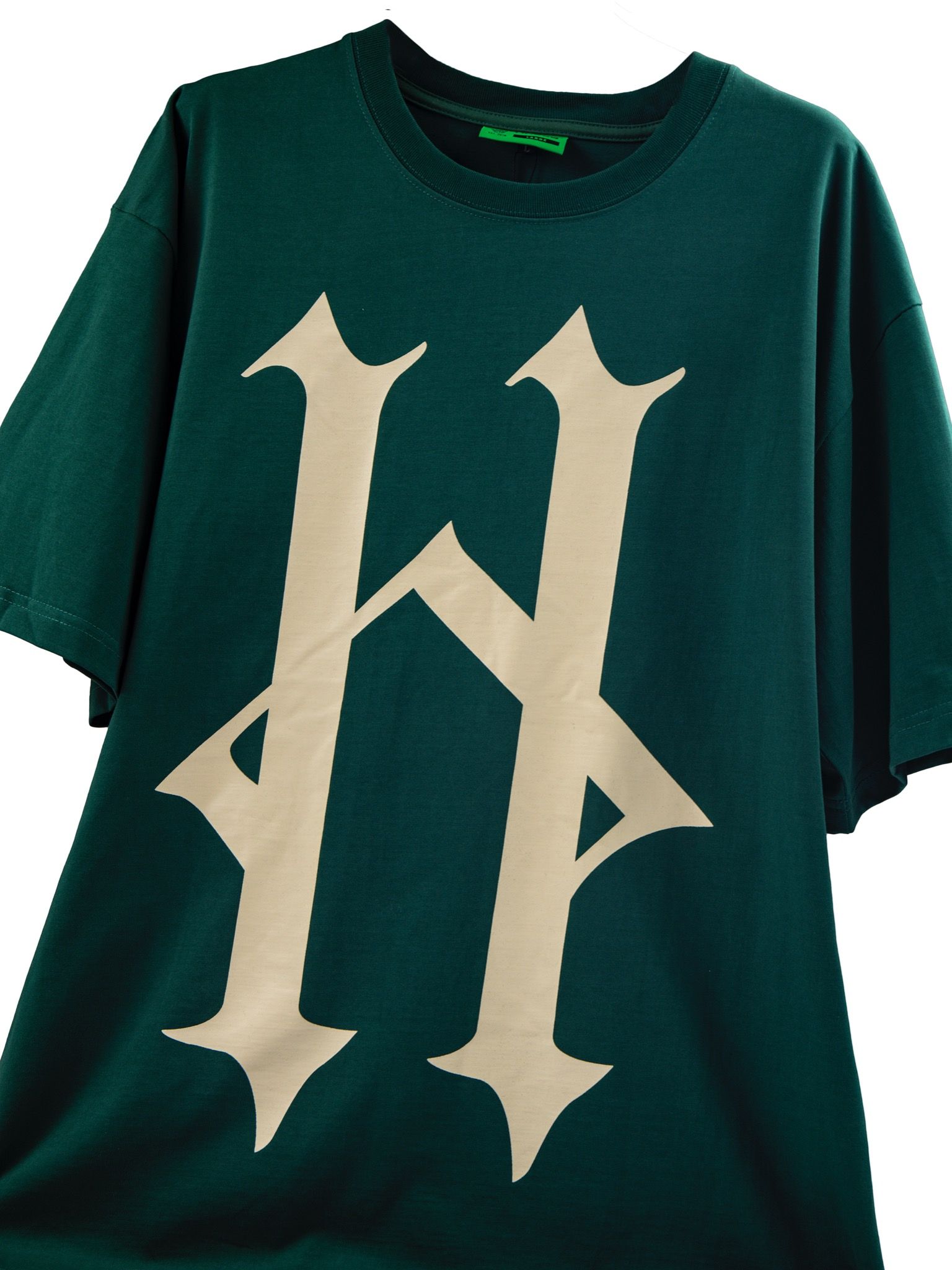 ALTERNATIVE TEE