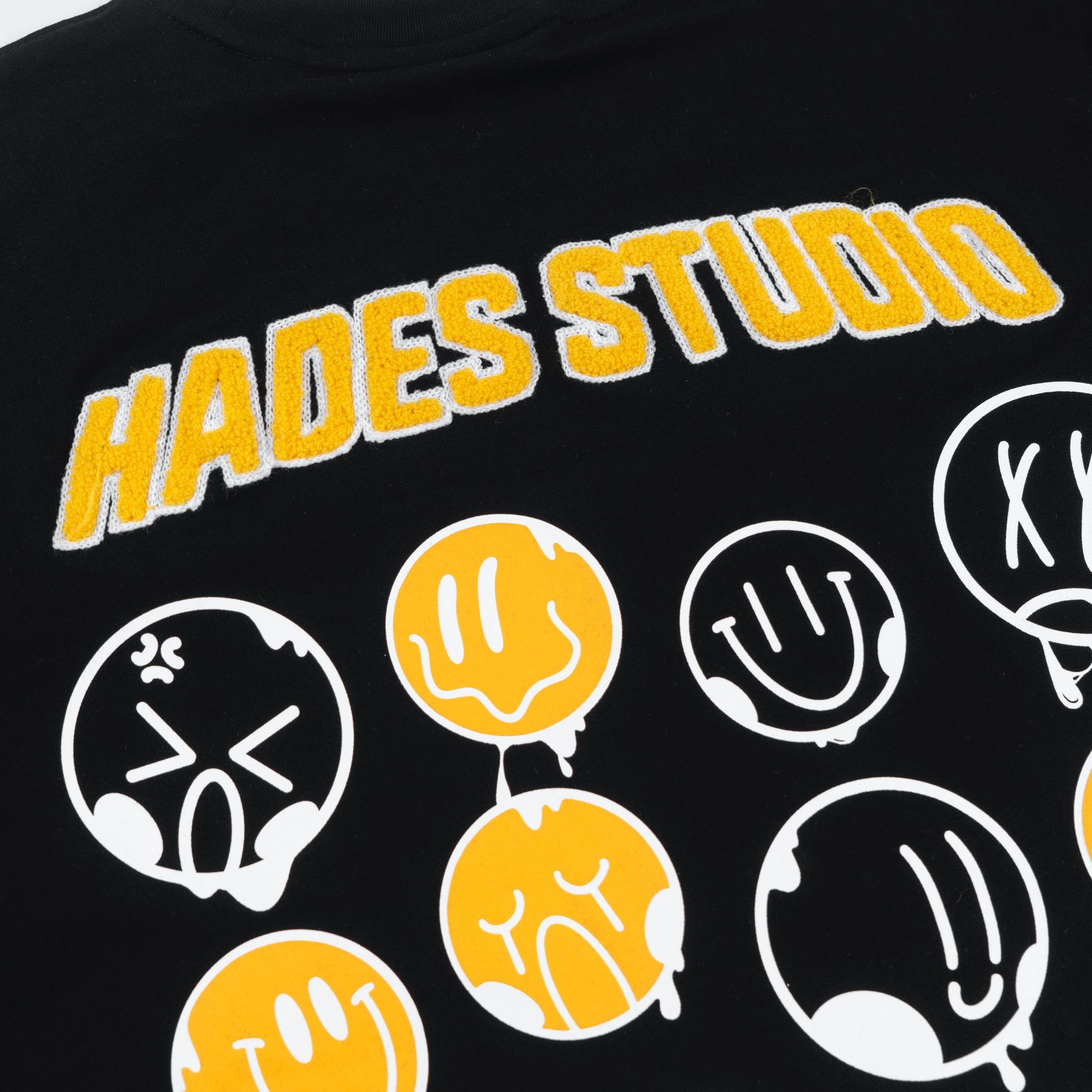 EMOJI TEE