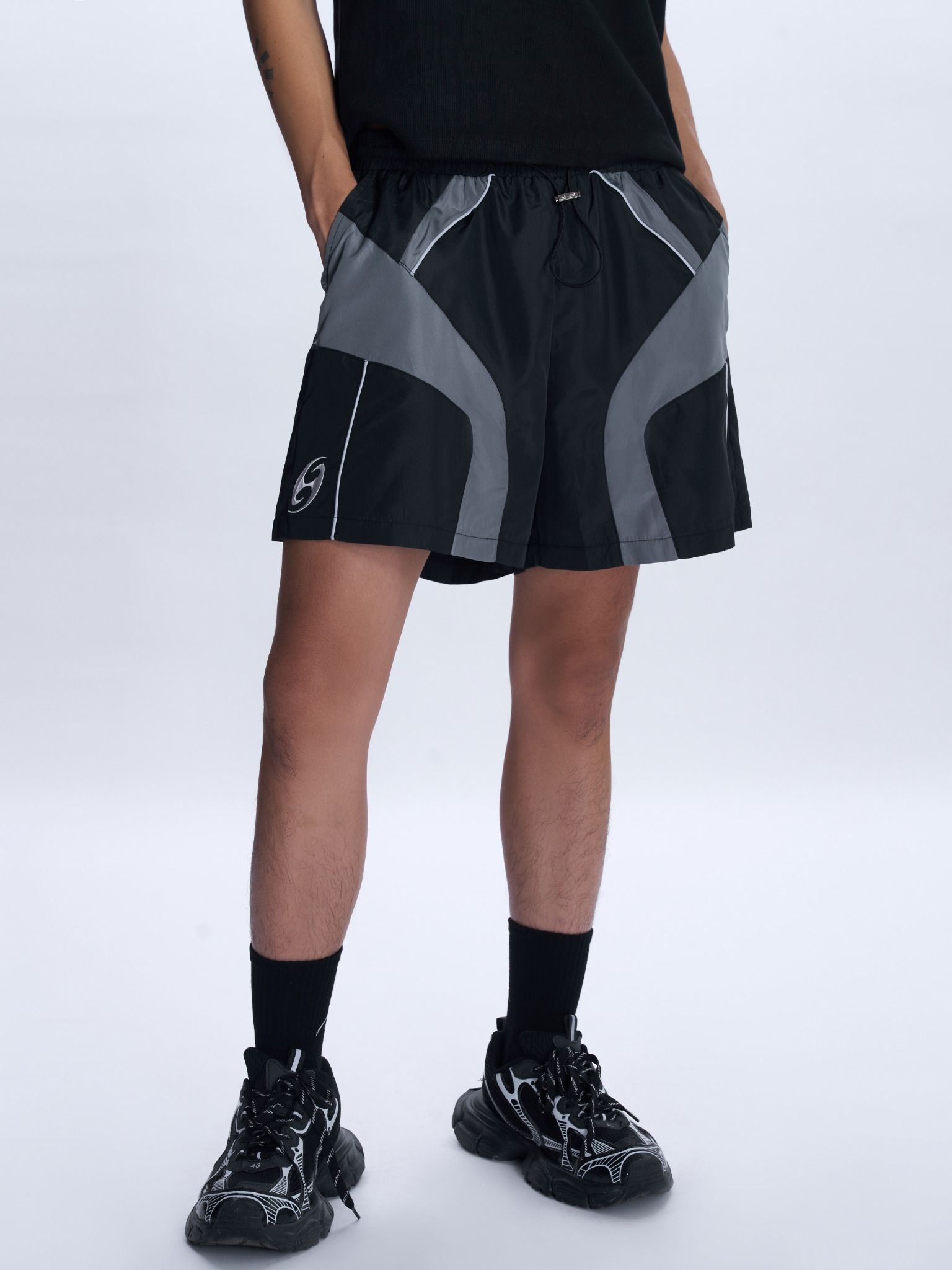 HADES BEATNIZ SHORTS