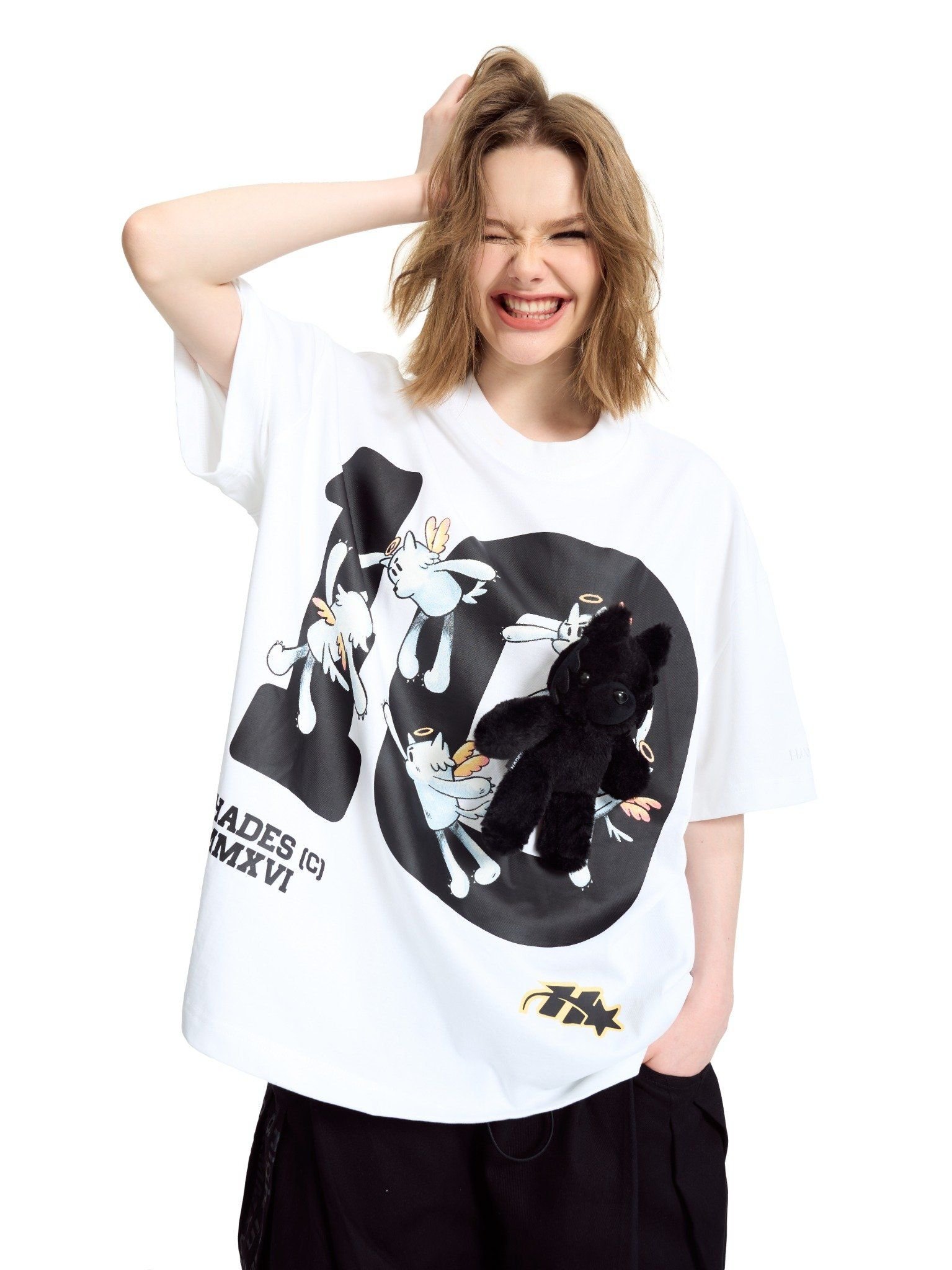 HADES STUFFED WOLF TEE