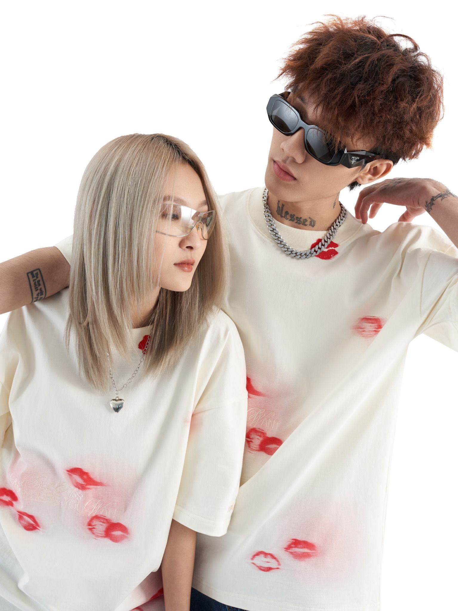 SIP ON YOUR LIPS TEE