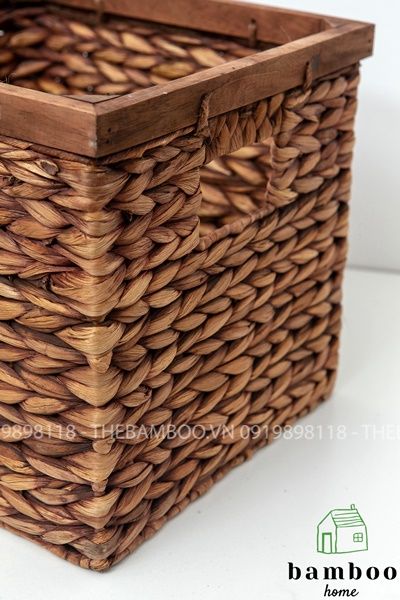 Giỏ bèo lục bình vuông có khung gỗ - Giỏ mây tre - The bamboo