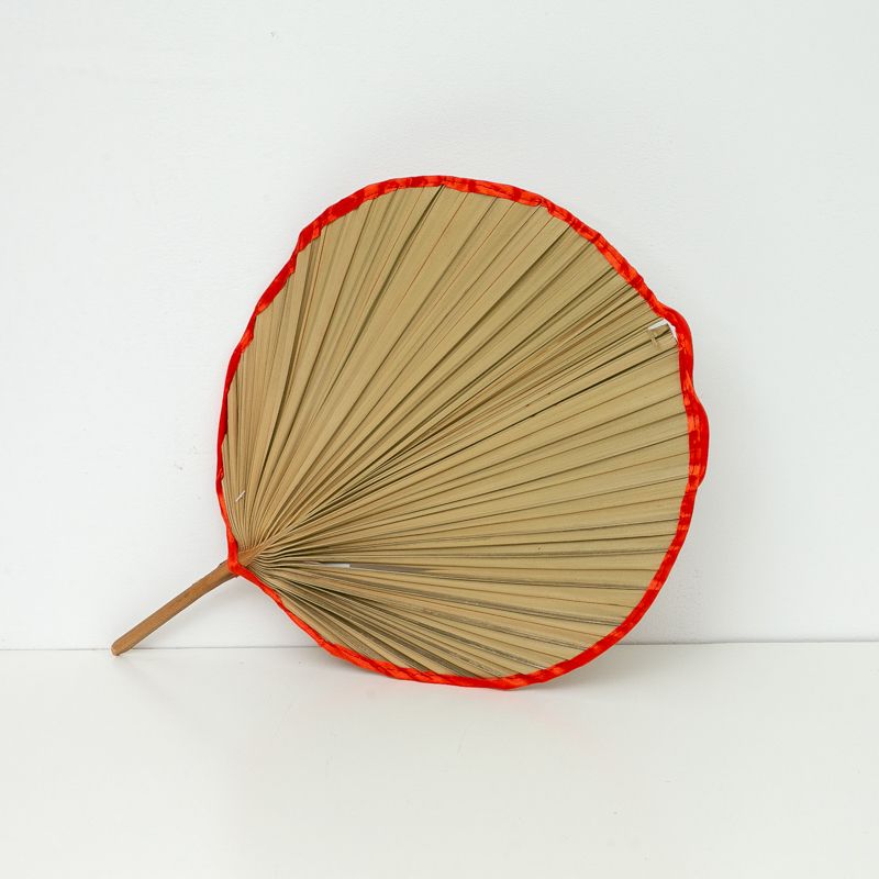 Quạt lá cọ trang trí 01 - Quạt đan thủ công - The bamboo
