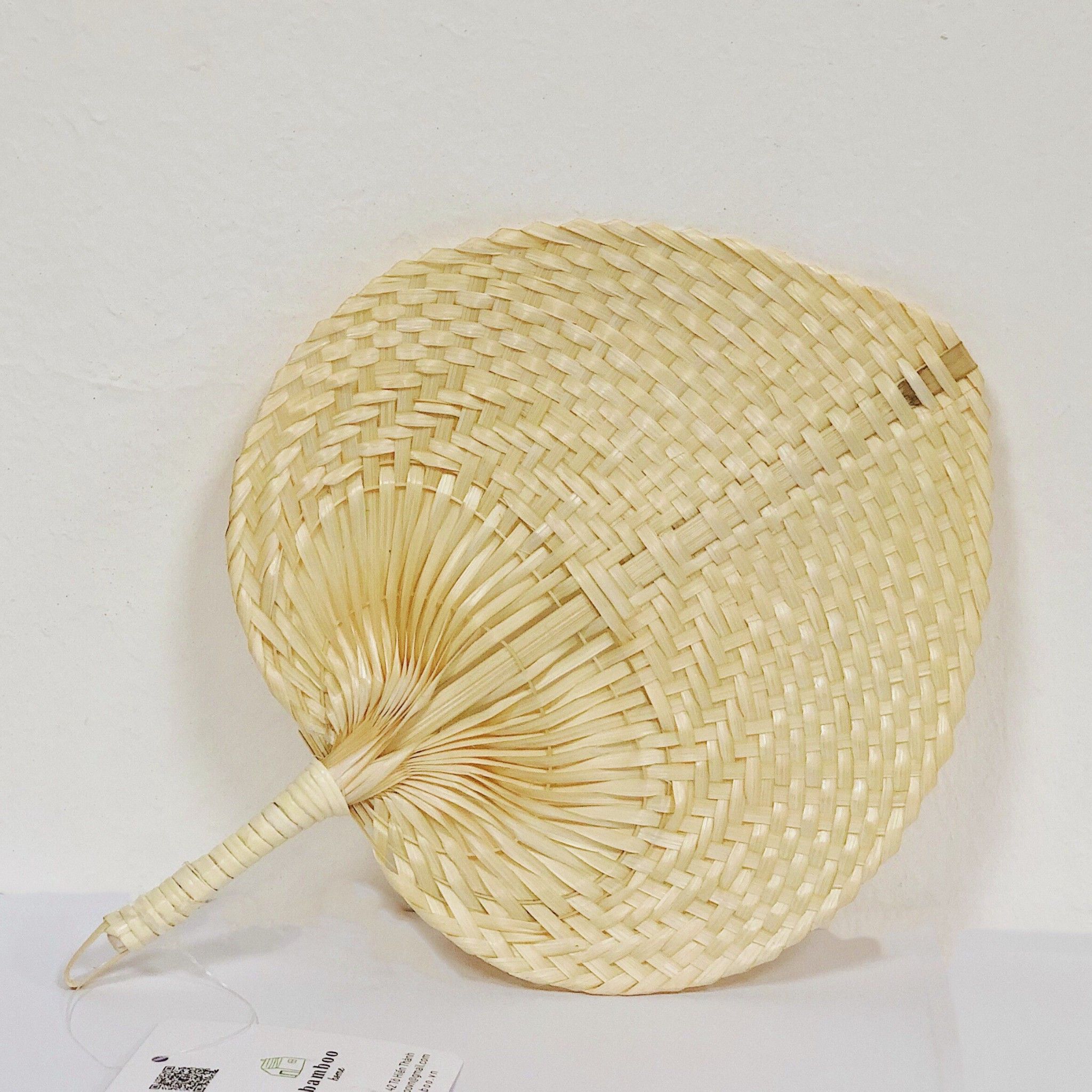 Quạt tre trang trí - Quạt đan thủ công - The bamboo