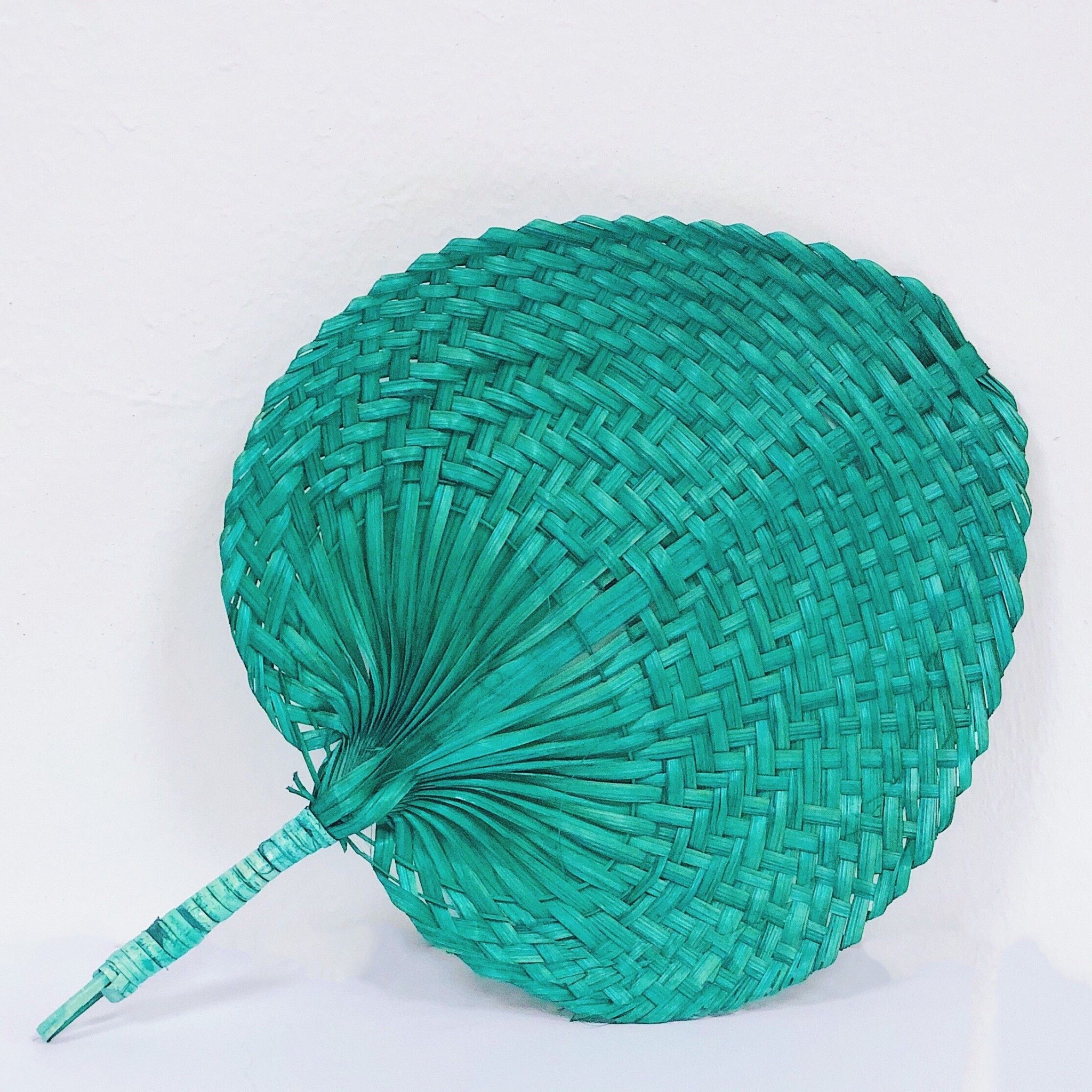 Quạt tre trang trí - Quạt đan thủ công - The bamboo