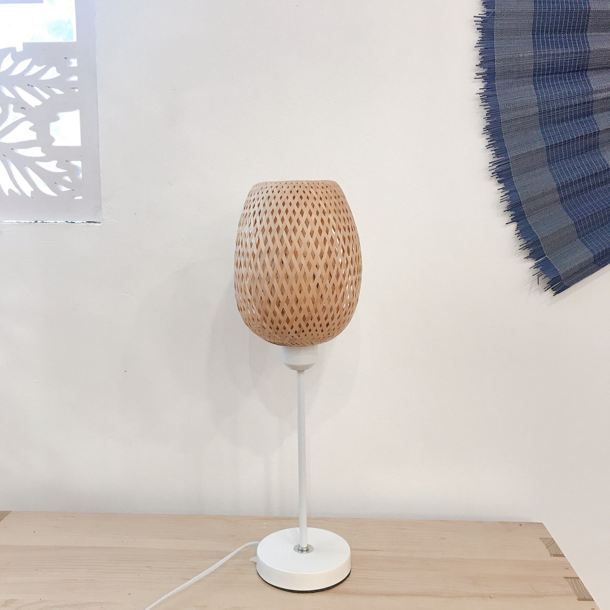 Đèn mây tre đan để bàn - Đèn mây tre - The bamboo