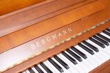 Đàn Piano BERGMANN B121