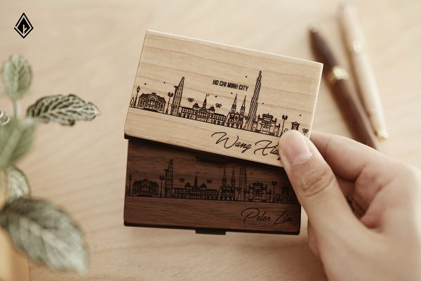 Hộp name card gỗ Skyline | Gỗ Maple & Walnut nguyên khối cao cấp