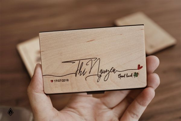 Hộp namecard gỗ Maple | Khắc chữ theo yêu cầu