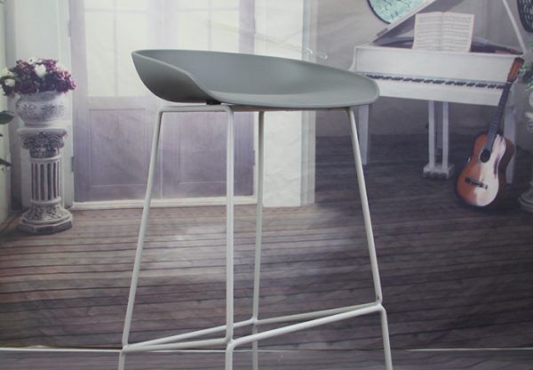  HY8 - Ghế Bar Hay About A Stool Chân Sắt Sơn Tĩnh Điện 